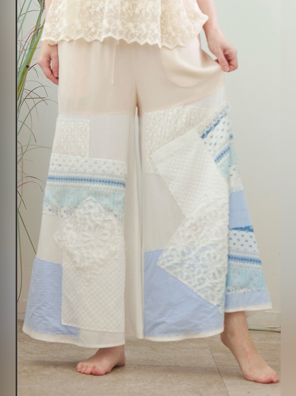 NWT - mello brand - Boho Crochet Lace Pattern Pants In Cream & Light Blue